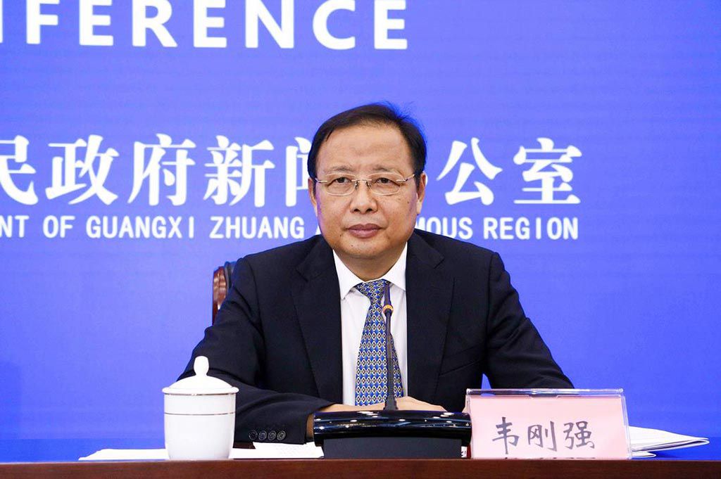 自治区国资委巡视员 韦刚强.jpg