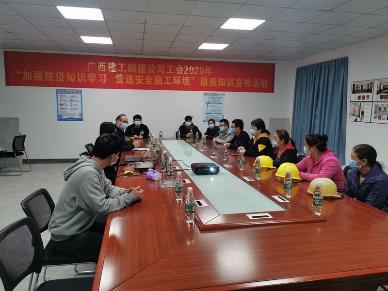 1587890267805856.jpg 宣讲现场_副本.jpg