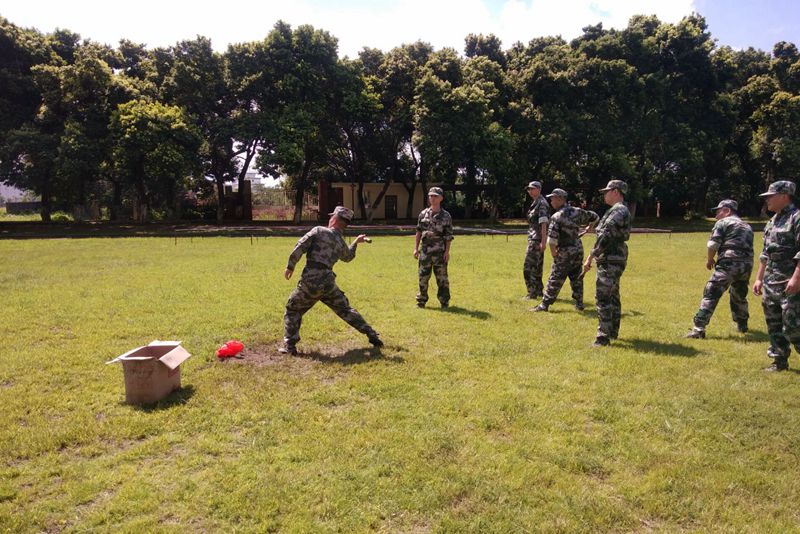 1597120492125213.jpg 公司参加象山区2020年度民兵应急连军事训练.jpg