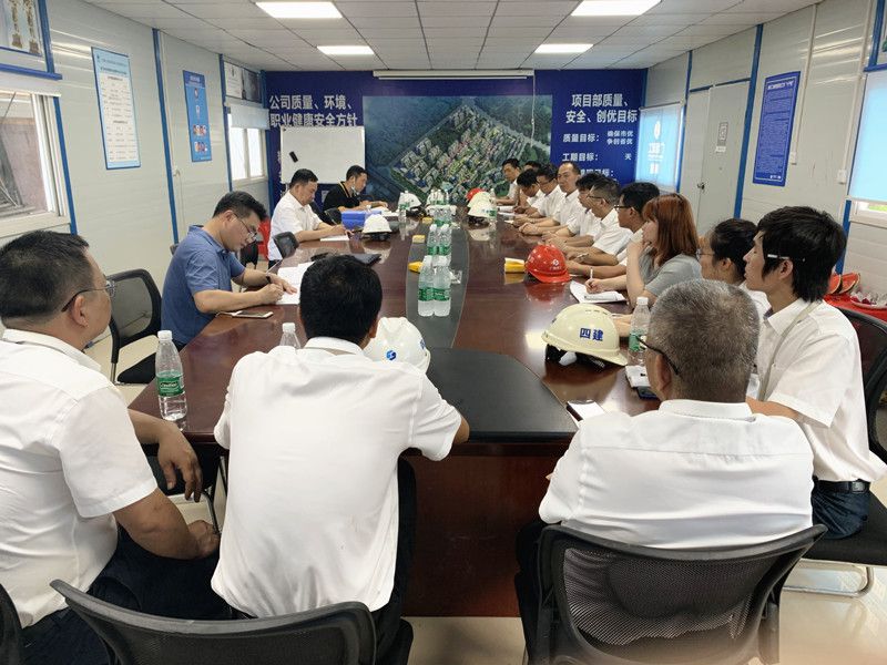 1621841667139616.jpg 点评会现场(修图).jpg