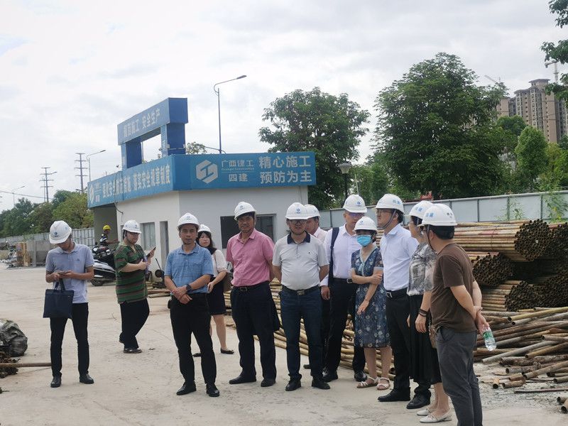 1622513562105673.jpg 自治区财政厅调研组在项目现场(修图).jpg