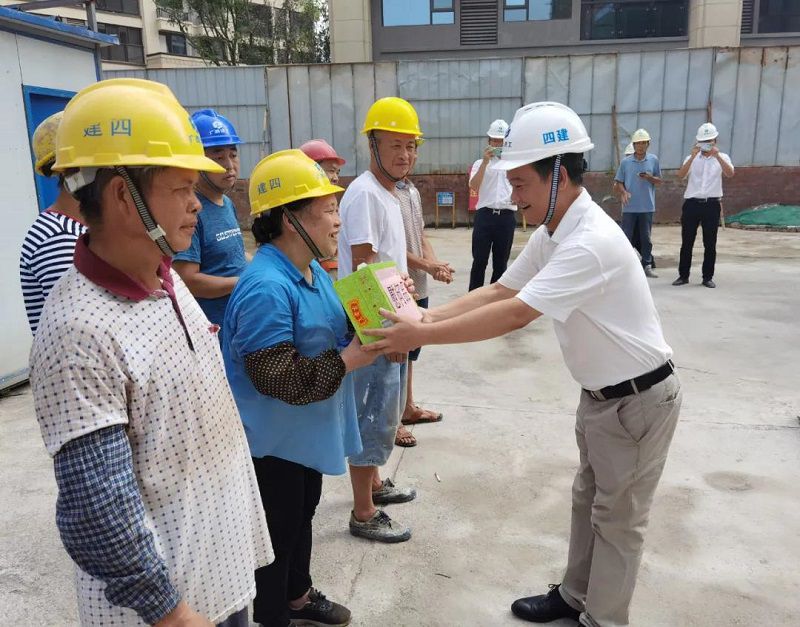 1634091497106649.jpg 邱董1.jpg