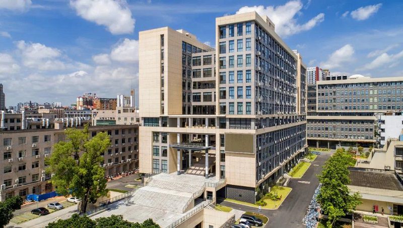 1638929267120226.jpg 文科教学楼.jpg