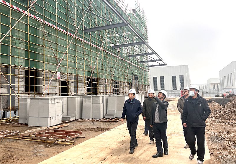 督导检查现场 邱董（修图）.jpg